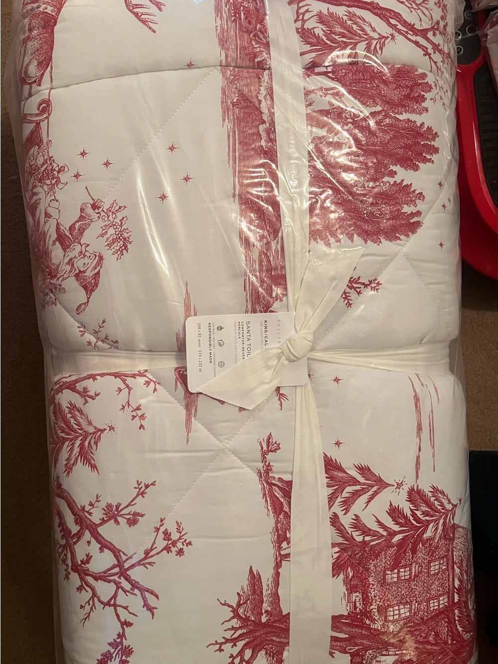 Pottery Barn Red Toile Quilted Comforter on White Ground & 3 EURO SHAMS